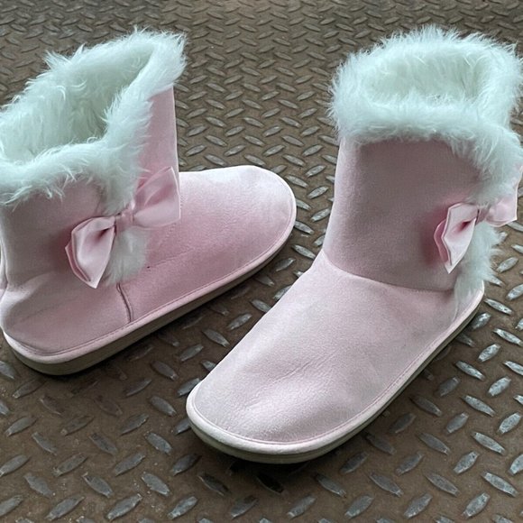 Gymboree Girl Boot Pink Fabric Upper Faux Fur inside Shoes Size 4 - Picture 1 of 10